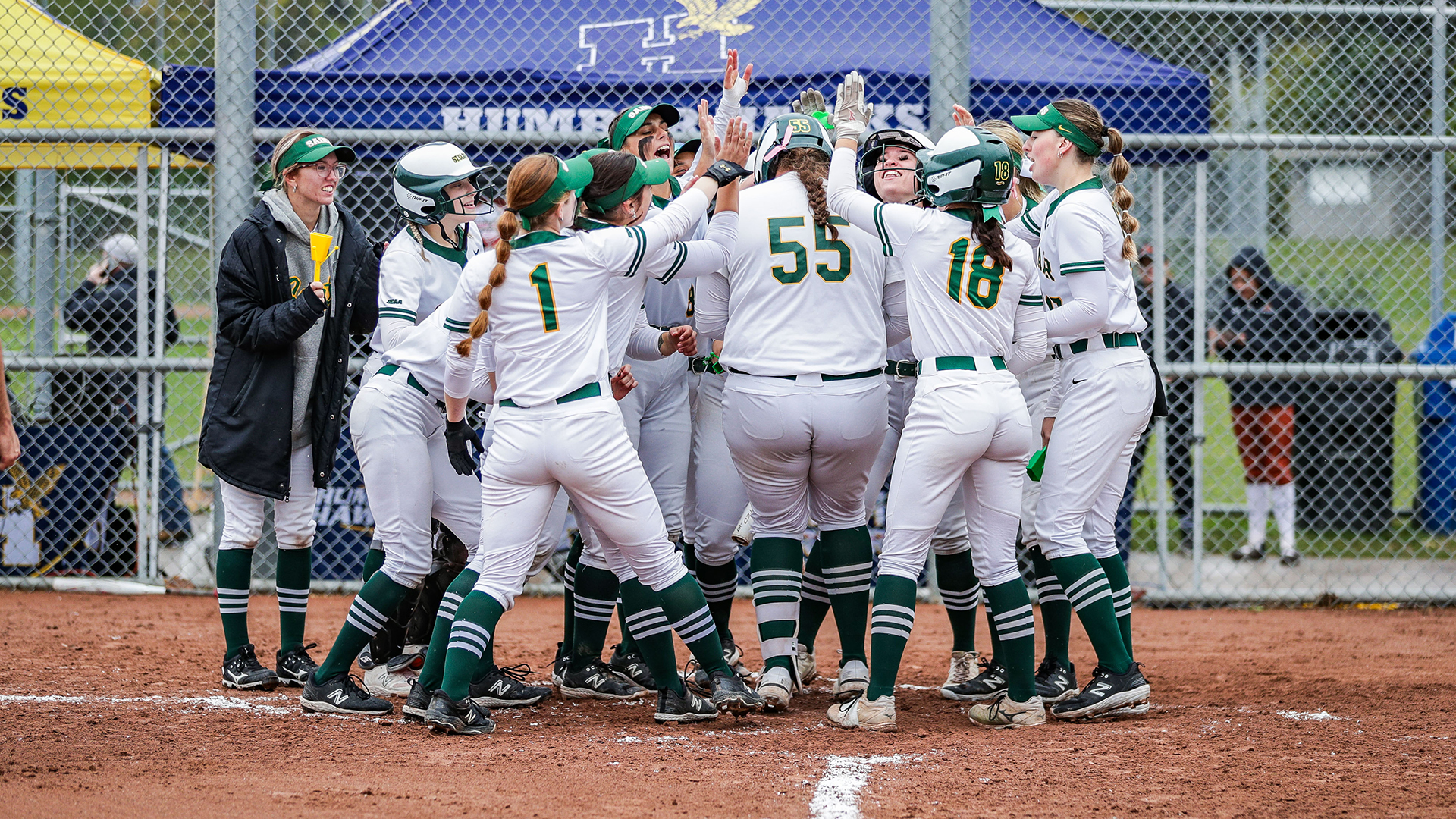Women's Softball Split on Day 1 at OCAA&rsquo;s
