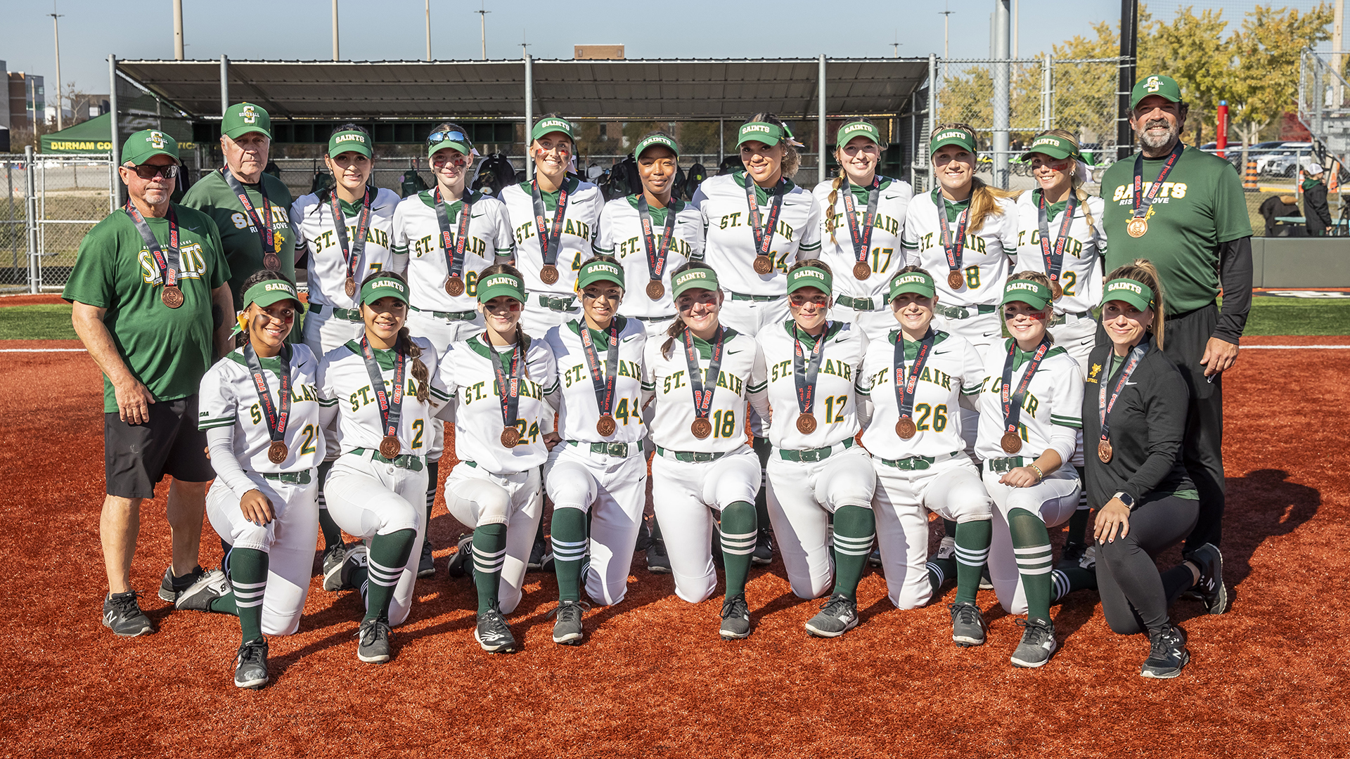 Women's Softball Take Provincial Bronze