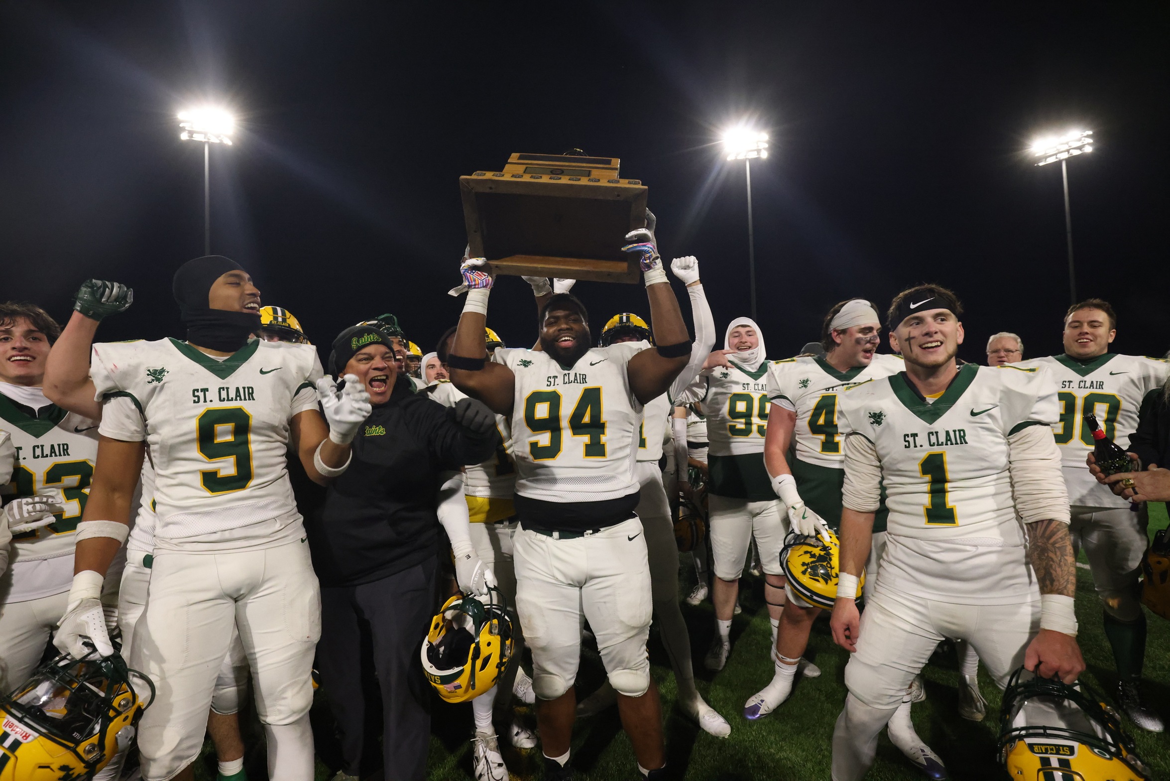 Football Wins Third Straight OFC Championship