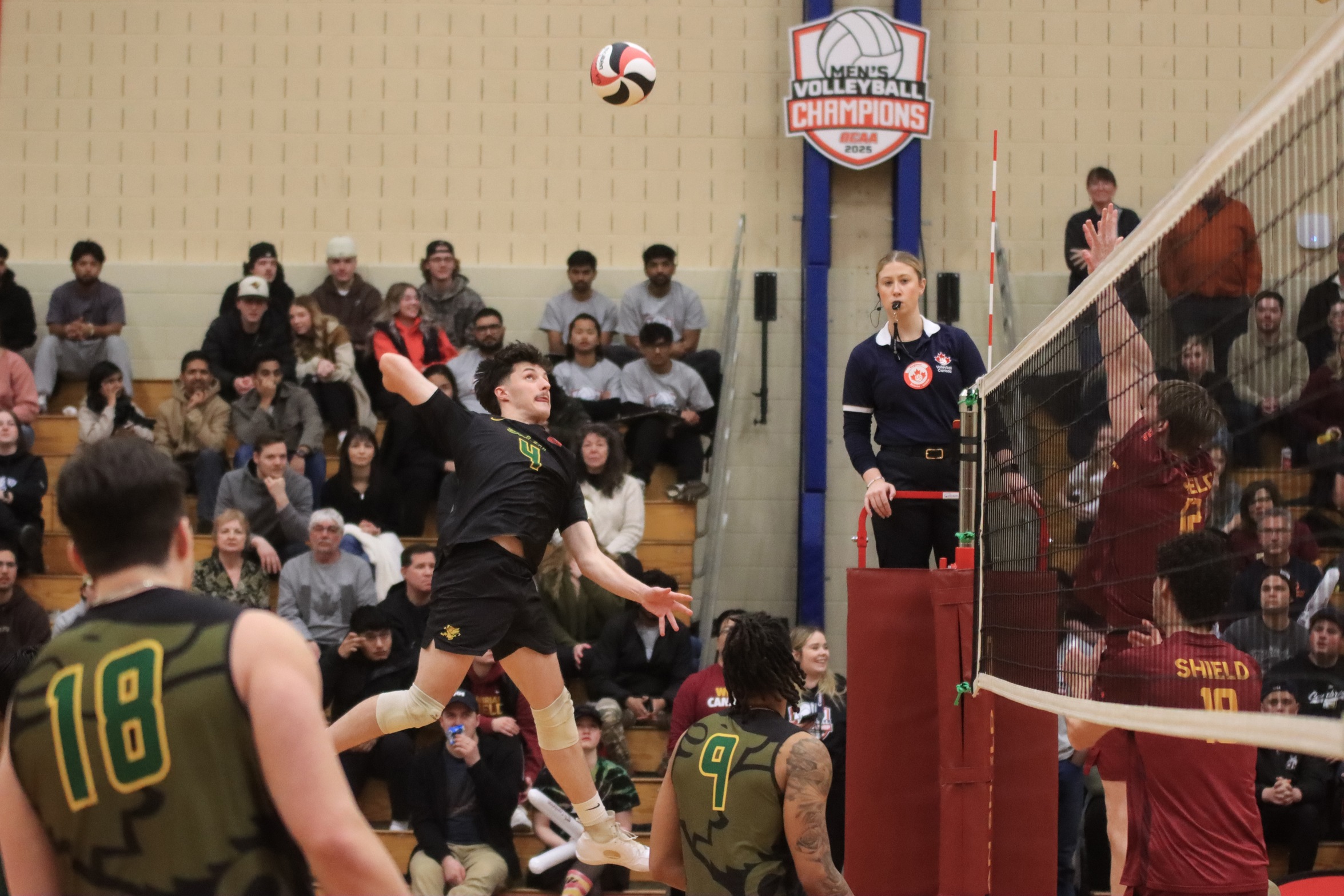Men's Volleyball to Play for OCAA Bronze