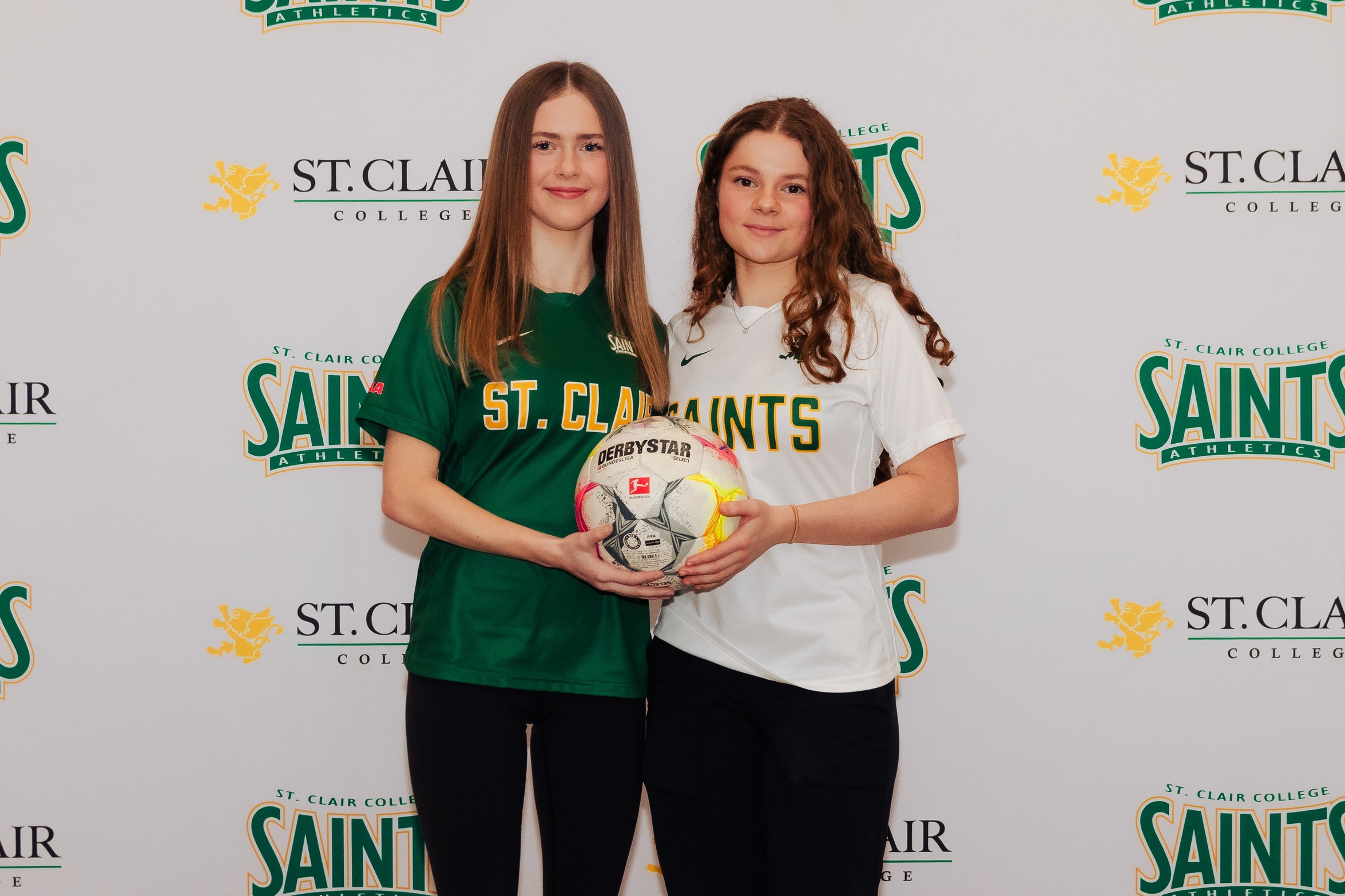 Women's Soccer Add Two Top Recruits